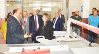 Tavşanlı  Mesleki Ve Teknik Anadolu Lisesi Çalışmaları İncelendi
