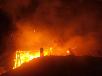 Tavşanlı Arifler Köyünde Yangın
