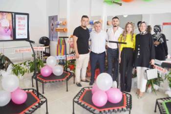 Tavşanlı’Da Bayanlara Özel Spor Salonu Açıldı
