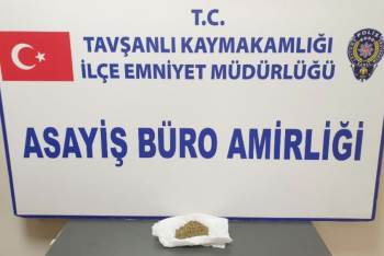 Tavşanlı’Da Durdurulan Araçta Uyuşturucu Ele Geçirildi
