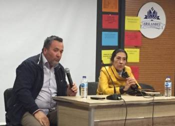 Tavşanlı’Da Gazeteciler Mesleklerini Anlattı
