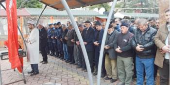Tavşanlı’Da Gıyabi Cenaze Namazı

