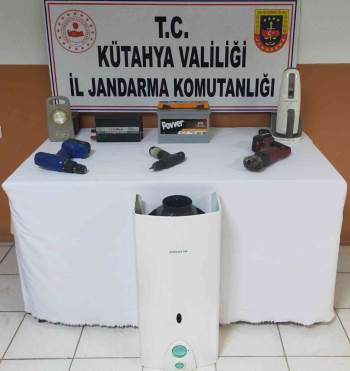 Tavşanlı’Da Hırsızlık Zanlısı Yakalandı
