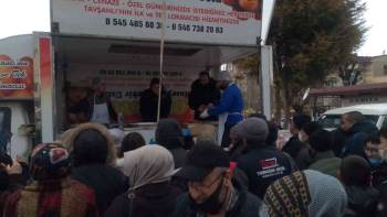 Tavşanlı’Da Lokma Tatlısı İkramı
