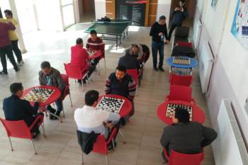 Tavşanlı’Da Öğretmenler Günü, Sportif Faaliyetlerle Başladı
