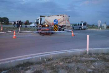 Tavşanlı’Da Trafik Kazası: 1 Ölü, 4 Yaralı
