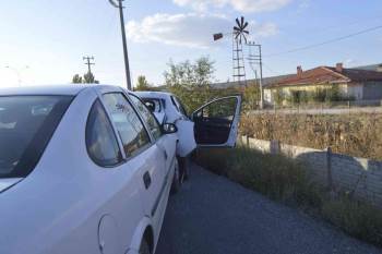 Tavşanlı’Da Trafik Kazası: 2 Yaralı
