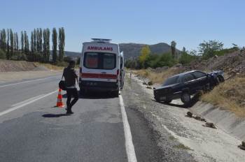 Tavşanlı’Da Trafik Kazası, 3 Yaralı
