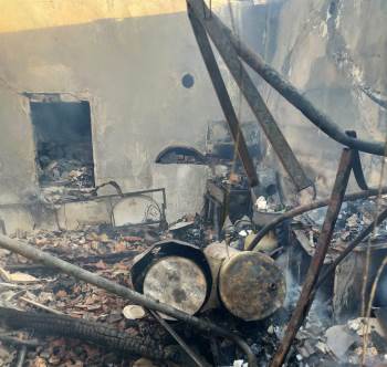 Tavşanlı’Daki Yangında Bir Ev Kullanılamaz Hale Geldi
