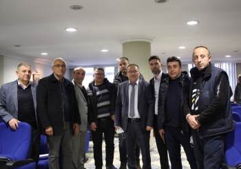 Tavşanlı Marangozlar Başkanı Çağlar, Güven Tazeledi
