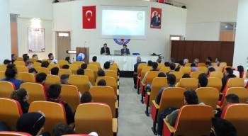 Tavşanlı Myo’Da İki Farklı Seminer
