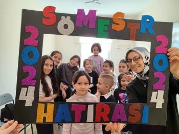 Tavşanlılı Çocuklar Atölyelerde Gönüllerince Eğlenerek Vakit Geçiriyor
