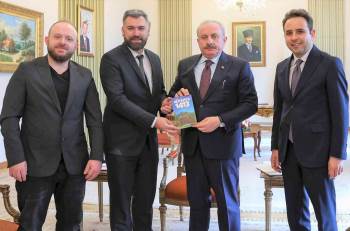Tbmm Başkanı Mustafa Şentop’A "Kütahya 1413: Hekim Sinan’In Tedavisi" Eseri
