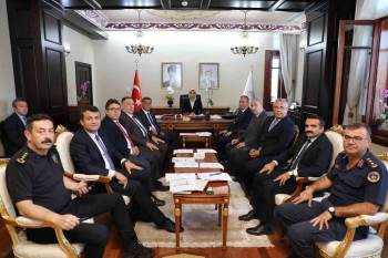 Tbmm’De Grubu Bulunan Partilerin İl Başkanlarına Bilgilendirme Yapıldı
