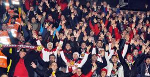 Teşekkürler büyük taraftar