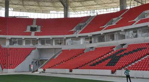 Teker’den loca jesti 