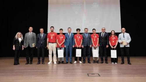 TEKNOFEST 2025’te büyük başarı: Özel EOSB Lisesi Türkiye birincisi