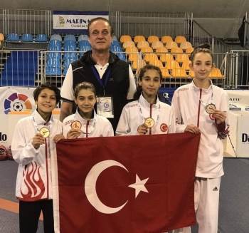 Tekvando Şampiyonasında Avrupa İkincisi Oldu
