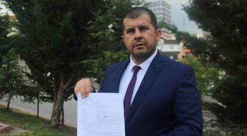 Telefon yerine kitap yollayınca...