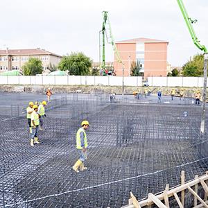 Temel atma çalışmaları yapılıyor