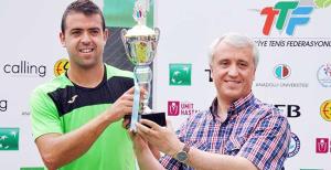 Teniste İtalyan rüzgârı