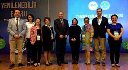 Tepebaşı, yenilenebilir enerji alanındaki projelerini Mersin’de paylaştı