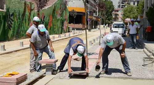 Tepebaşı'nda çalışmalar devam ediyor