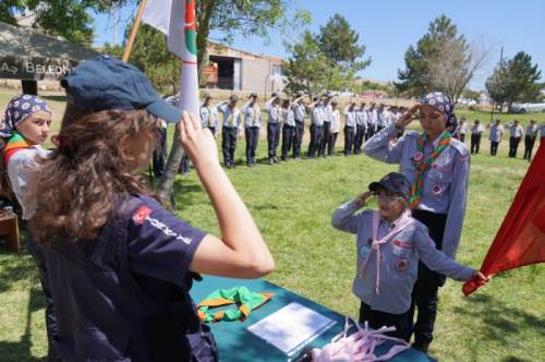 Tepebaşı'nda iklim izcileri kampı renkli görüntülerle sona erdi