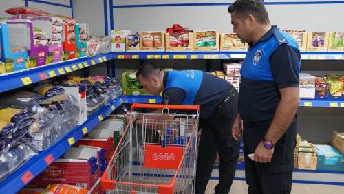 Tepebaşı’nda marketler mercek altında: Fiyat ve son kullanma tarihleri denetleniyor