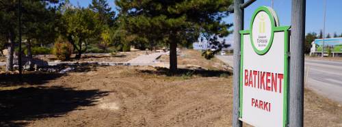 Tepebaşı’nda park yenileme çalışmaları hız kesmeden sürüyor