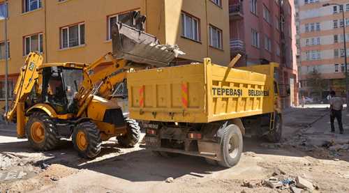 Tepebaşı'nda sokaklar yenileniyor