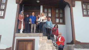 Termal Turizm Bölgelerine Gelen Vatandaşlar Afyonkarahisar Tanıtılıyor
