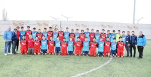 Tesislerde özel maç