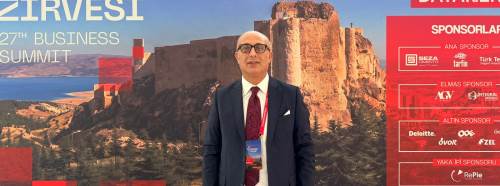 Tezcan Karakuş’a Türkiye’nin en büyük konfederasyonunda önemli görev!