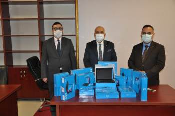 Ticaret Ve Sanayi Odası’Ndan Tablet Bilgisayar Bağışı
