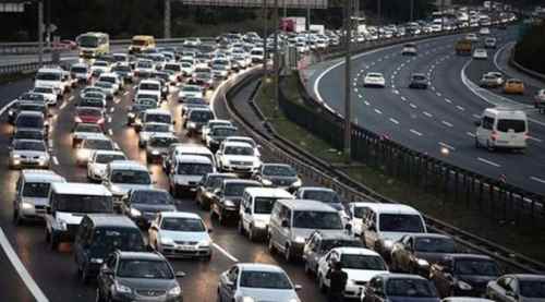 Trafiğe bir ayda bin 394 araç eklendi
