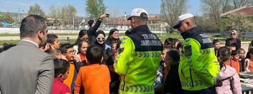 Trafik Haftasında öğrencilere uygulamalı eğitim