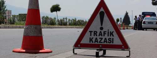 TRAFİK KAZASI 1 ÖLÜ 7 YARALI