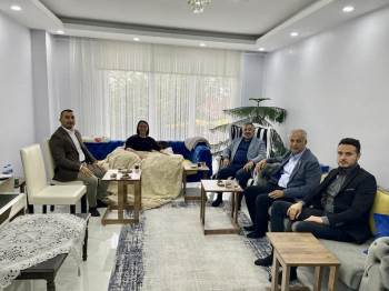 Trafik Kazası Geçiren Belediye Başkanı Tekin Evine Döndü
