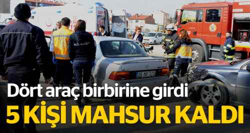Trafik kazasında 1'i hamile 5 kişi yaralandı