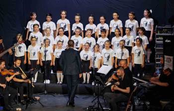 Tsm Çocuk Korosu Kulakların Pasını Sildi
