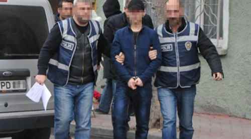 Tüfekle terminale girerken yakalandı