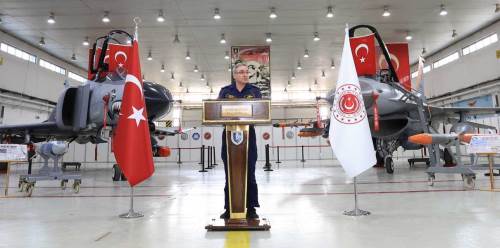 Tuğamiral Aktürk’ten Eskişehir'de önemli açıklamalar