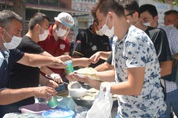 Tügva’Dan Yüzlerce Kişiye Pilav İkramı
