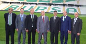 Tuna Timsah Arena'yı inceledi