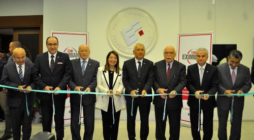 Türk Eximbank hizmete girdi
