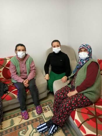 Türk Gemisinde Kaçırılan Gökhan Burhan’In Ailesi Cumhurbaşkanı Erdoğan’In Hayırlı Haberlerini Bekliyor
