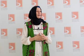 Türk Kadınının Afrika’Daki Faaliyetleri Anlatıldı
