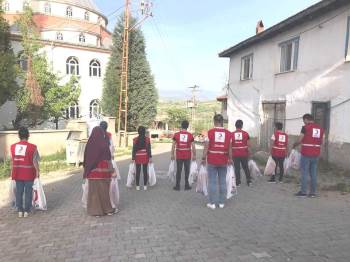 Türk Kızılayı Hisarcık’Ta 2 Bin Ramazan Pidesi Dağıttı
