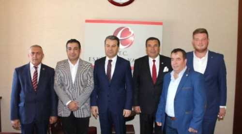 TÜRK KIZILAYI VALİ'Yİ ZİYARET ETTİ